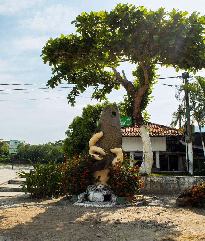 Escultura del Pescado del Puerto La Dorada